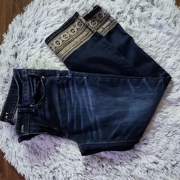 Women’s WHBM Jeans Size 10 Straight Crop Embellished Hem - Picture 7 of 7